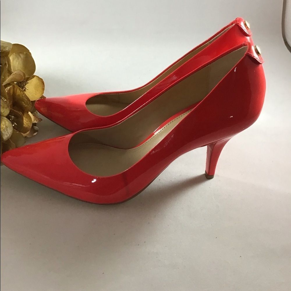 Michael Kors pink patent leather heels size 7 1/2. - Picture 6 of 6
